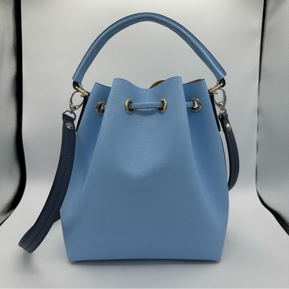 Henri Bendel Thompson Bucket Bag Periwinkle Blue Leather Shoulder Strap Charm - Picture 6 of 11